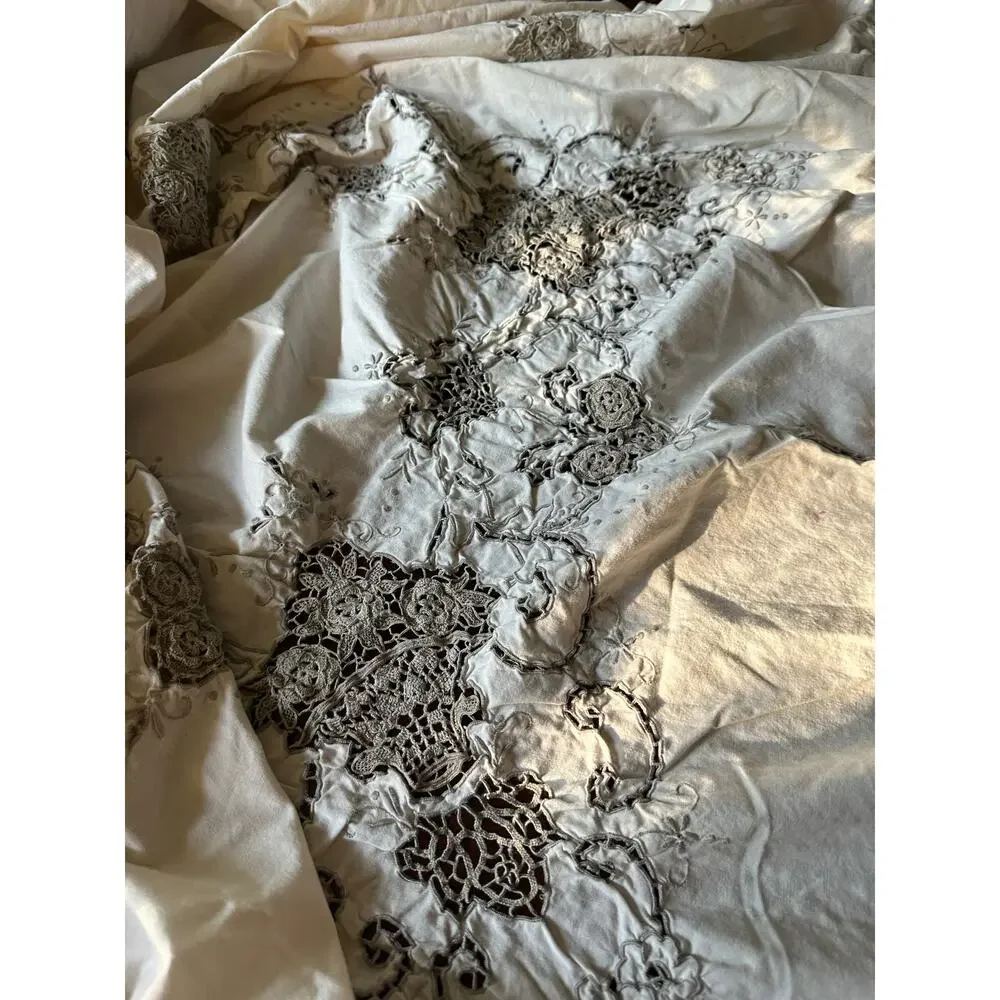 Vintage Tablecloth Embroidered 140x60” gray off white Scalloped Edge cutout